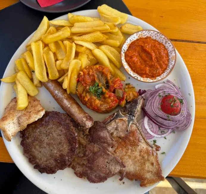 Mixed grill plate
